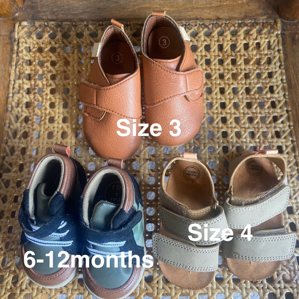 Lot of Infant shoes- 6-12 months- Size 3- Size 4